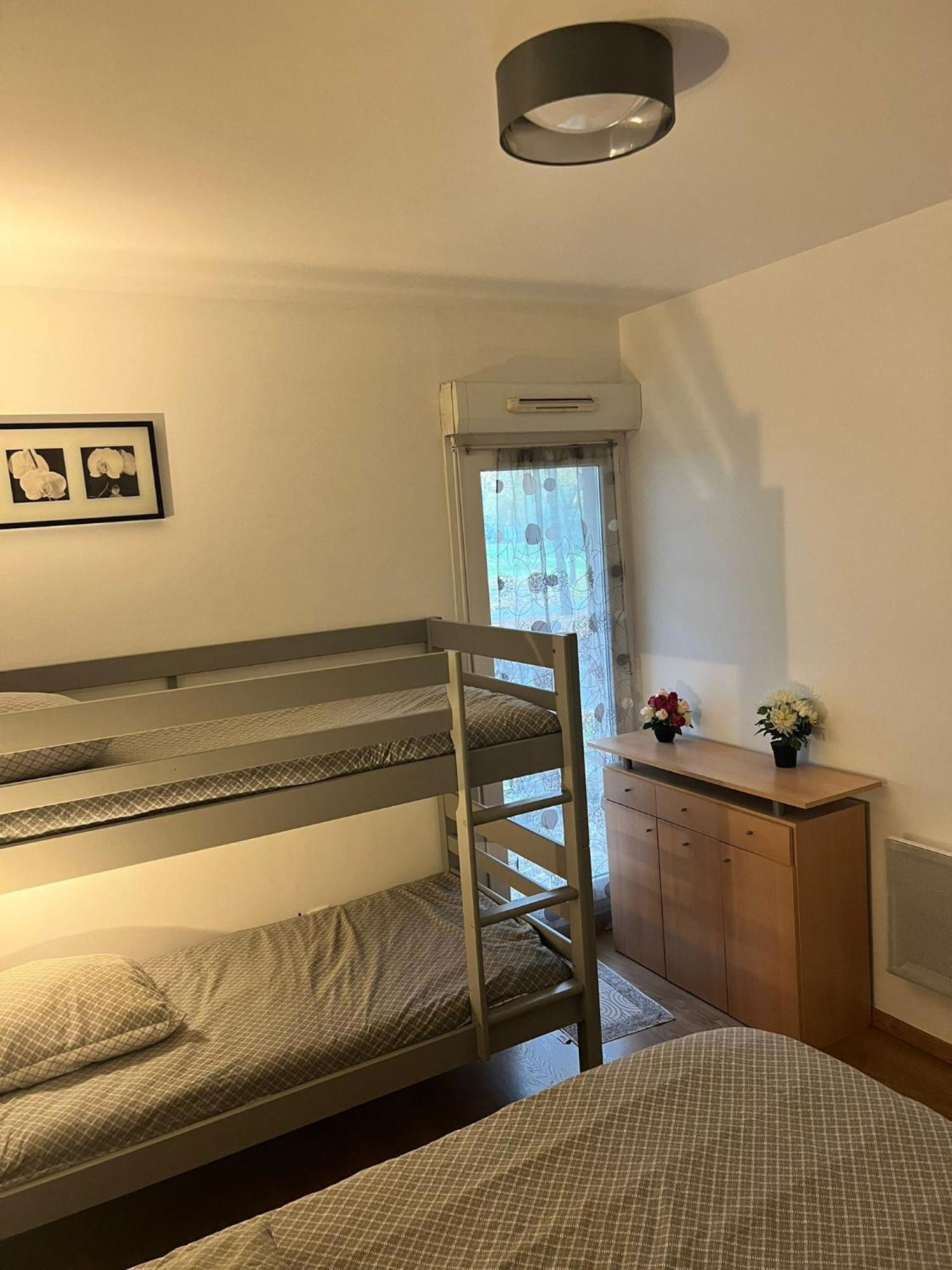 Appartement 5Min Gare Rer Disneyland Paris Val D'Europe La Vallee Village Parking Inclus 몽테브랭 외부 사진
